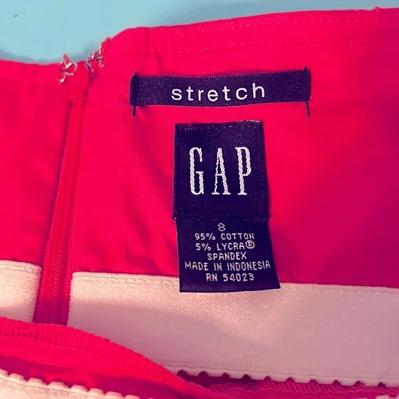 Hot GAP Dress - Picture 4 of 5